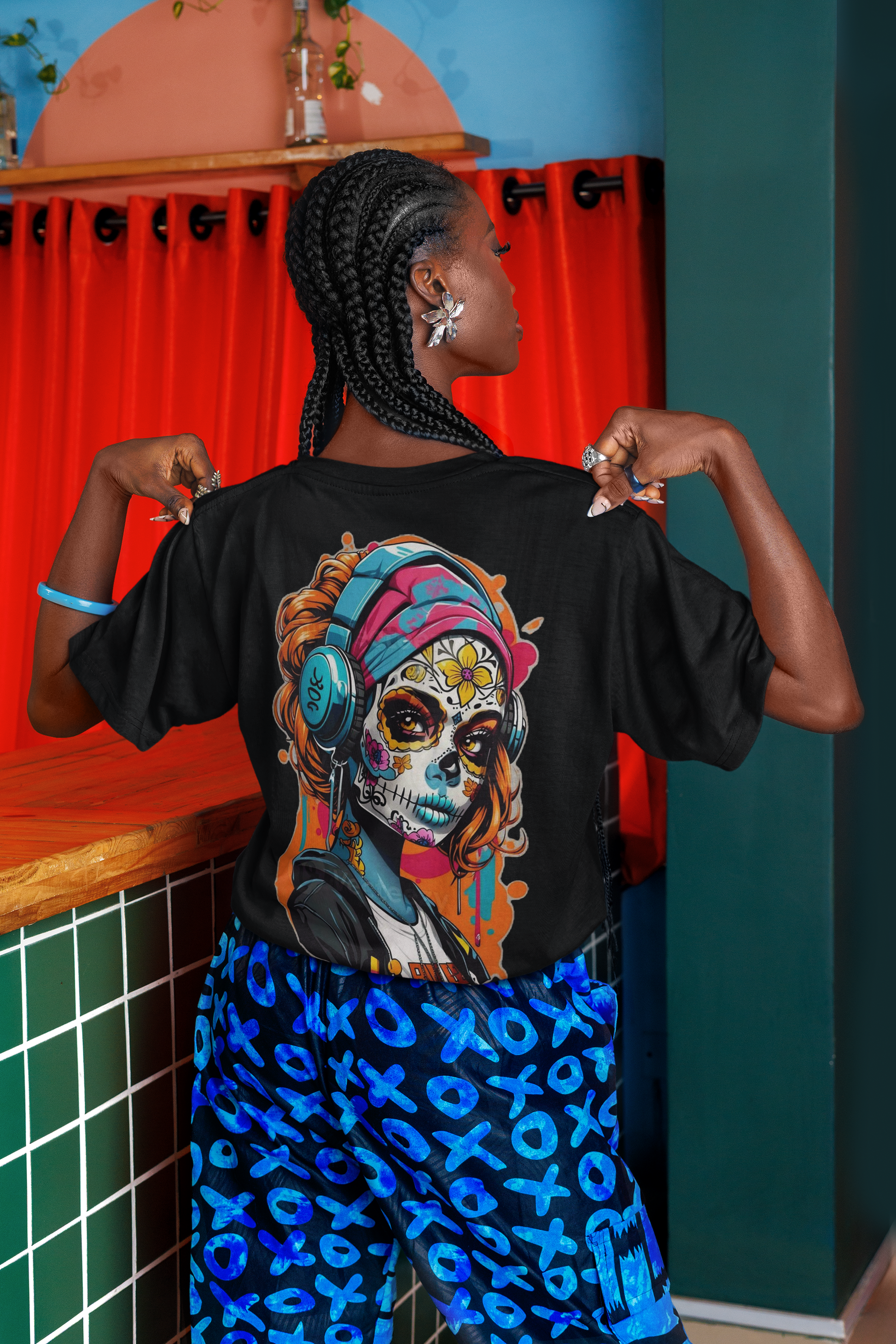 Дамска тениска Oversize Skull Girl - Черна
