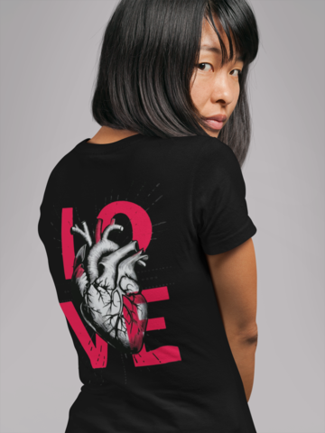 Дамска тениска Heart Love черна — 100% памук, размери XS-XXL | SatModa