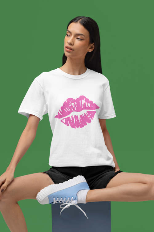 Дамска тениска Kiss бяла — 100% памук, размери XS-XXL | SatModa