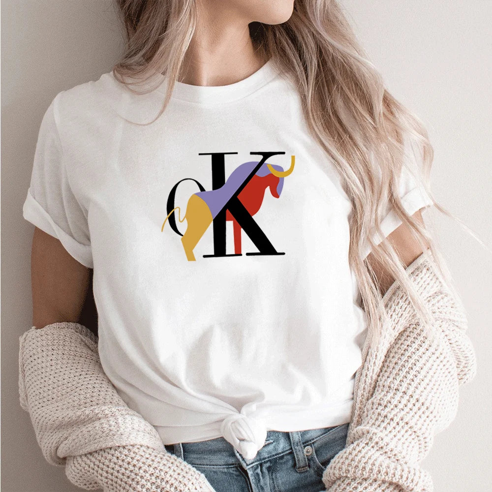 Дамска тениска Ck бяла — свободна кройка | SatModa