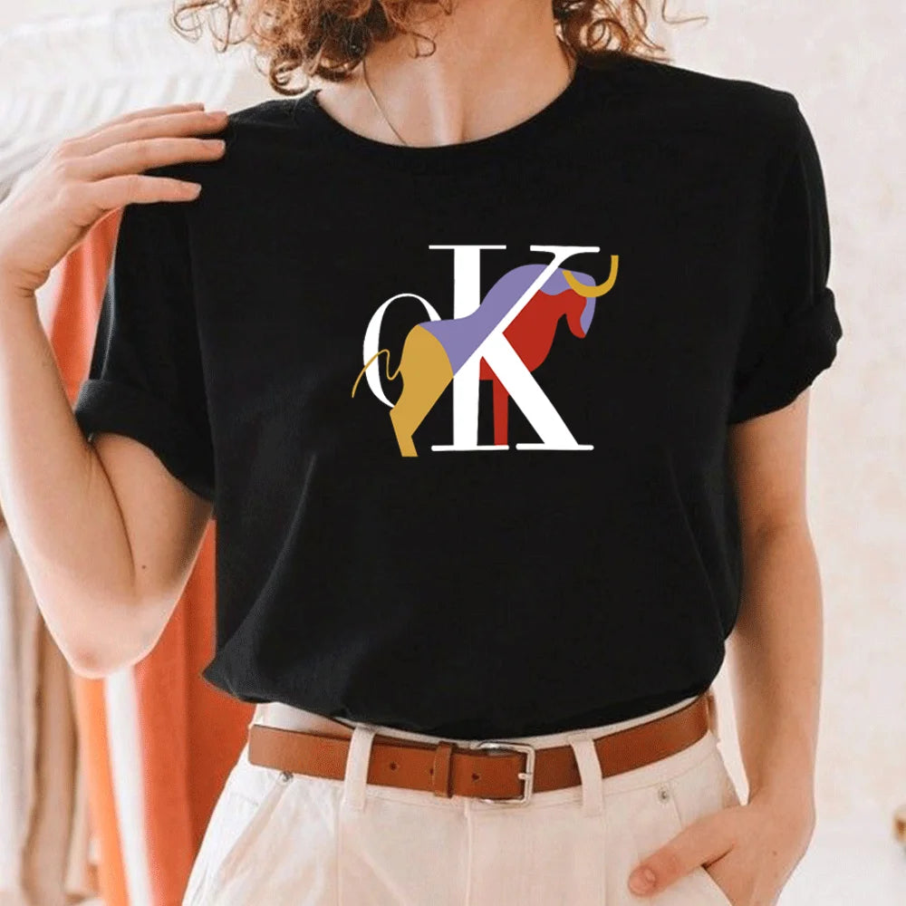 Дамска тениска Ck черна — свободна кройка | SatModa