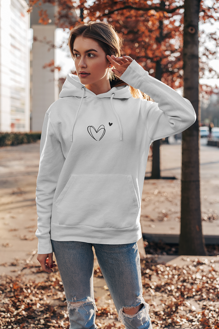 Дамски суичър Hearts бял — 100% памук, размери S–L | SatModa