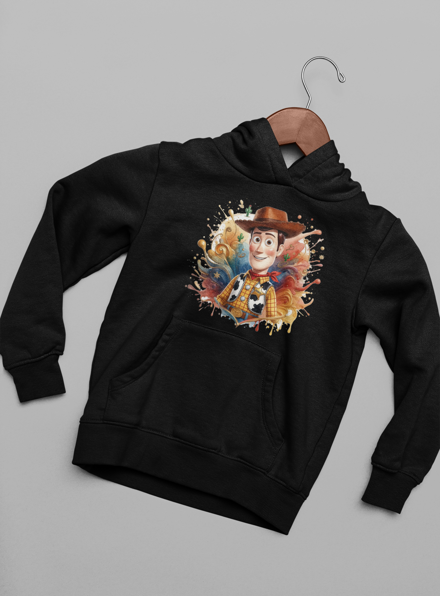 Детски суичър Woody — черен, 100% памук, размери 3-4г. до 11-12г. | SatModa
