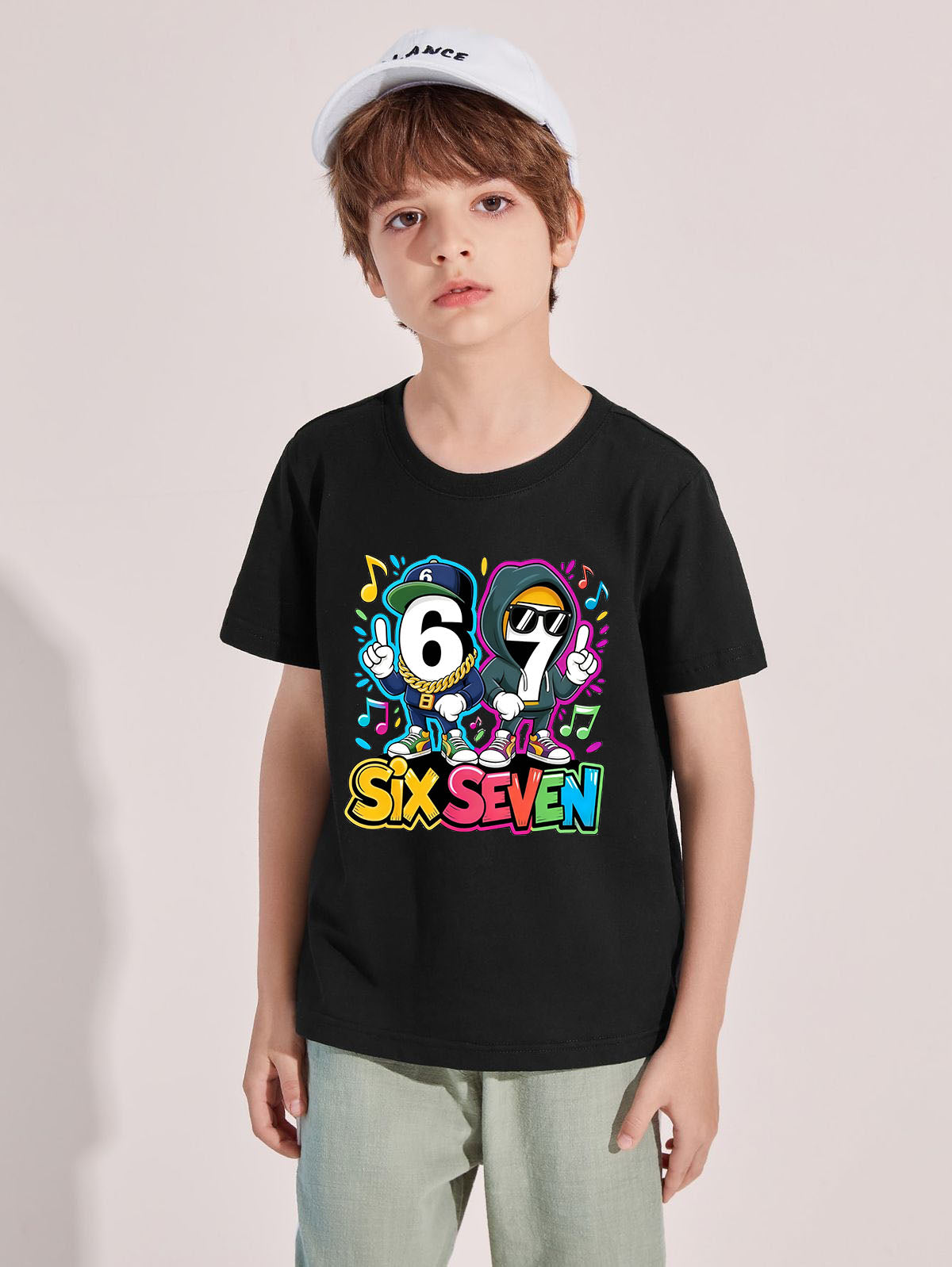 Детска тениска Six Seven Gangsta / SatModa.

Детска тениска със забавен принт за всяко малко приключение. Мека и дишаща, за комфорт през целия ден.

€12.30 EUR