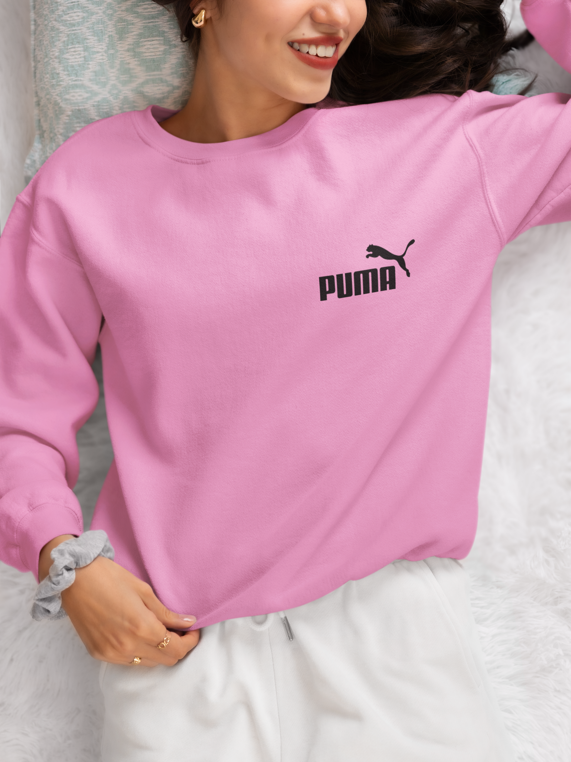 Дамска блуза Puma Smal Logo / SatModa

Ватирана блуза с обло деколте и свободна кройка. Материята на блузата е изключително мека и приятна. Осигурява максимален комфорт и топлина през зимните дни.

BGN 37.60