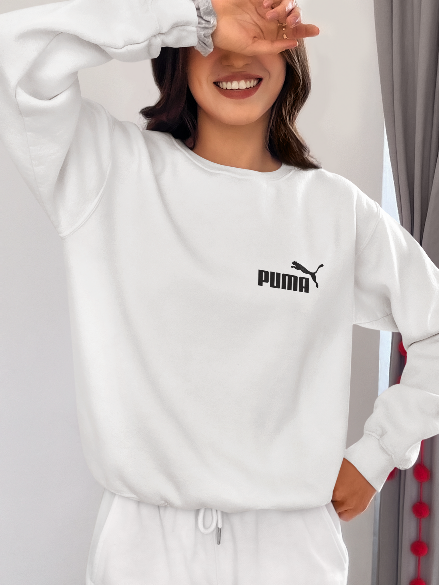Дамска блуза Puma Smal Logo / SatModa

Ватирана блуза с обло деколте и свободна кройка. Материята на блузата е изключително мека и приятна. Осигурява максимален комфорт и топлина през зимните дни.

BGN 37.60