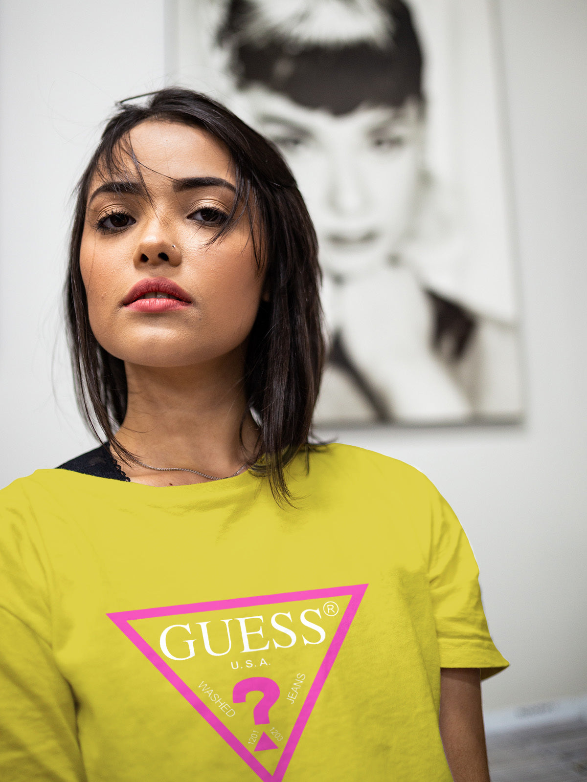 Дамска тениска Guess Pink

Дамска тениска със стилен дизайн и висококачествени материали. Отличен избор за ежедневието и спорт. Подходяща за разнообразни поводи и комбинации.

BGN 24.90