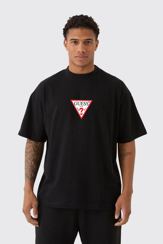 Мъжка тениска Oversize Guess

Тениска с обло деколте и свободна кройка. Материята на тениската е изключително мека и осигурява максимален комфорт през летните дни. Съчетава се добре с елеган…

BGN 36.90