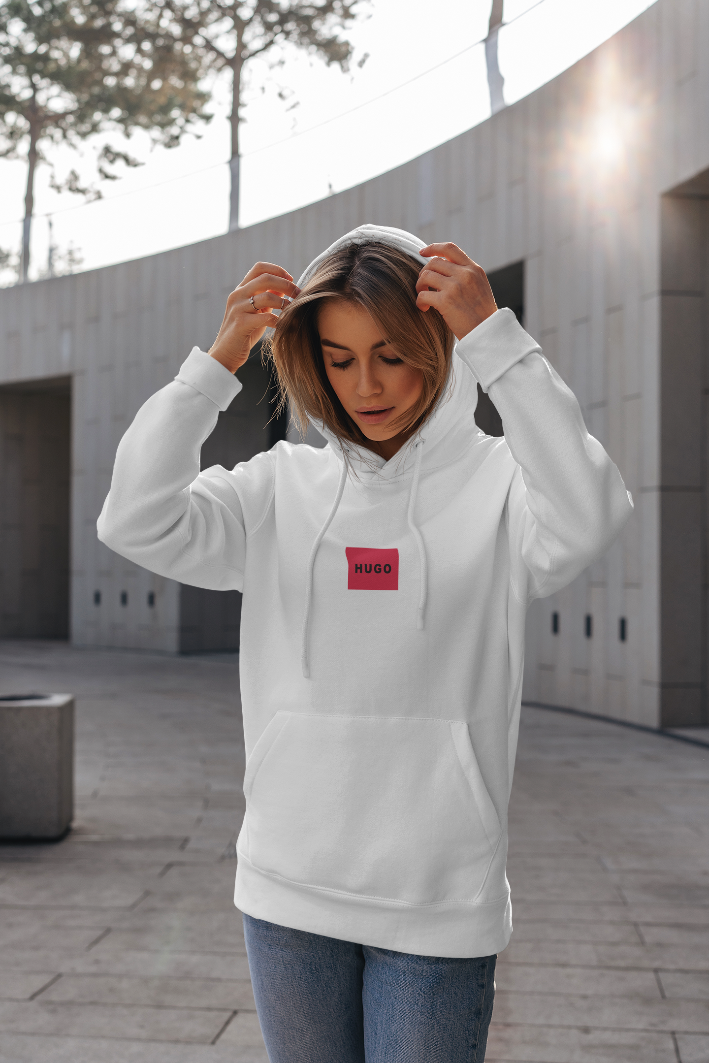 Дамски суитчър Hugo Red Logo Smal / SatModa

Ефектен дамски суичър с качулка и връзки.Материята на суичъра е изключително мека и приятна.Осигурява максимален комфорт и топлина през зимните дни.Памучна вата

BGN 45.00