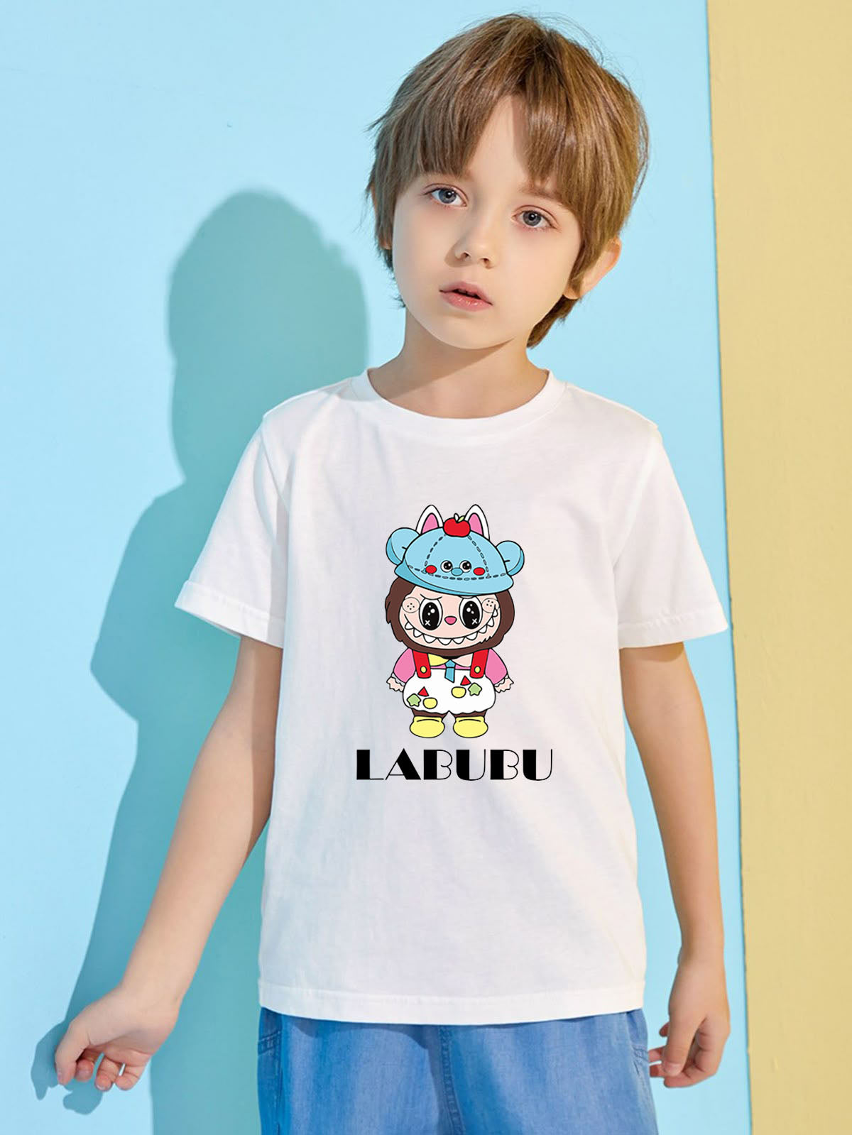 Детска тениска Labubu hat бяла — свободна кройка | SatModa