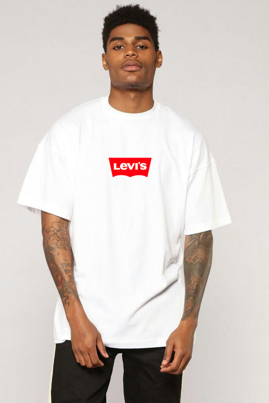 Мъжка тениска Oversize Levis .

Тениска с обло деколте и свободна кройка. Материята на тениската е изключително мека и осигурява максимален комфорт през летните дни. Съчетава се добре с елеган…

BGN 36.90