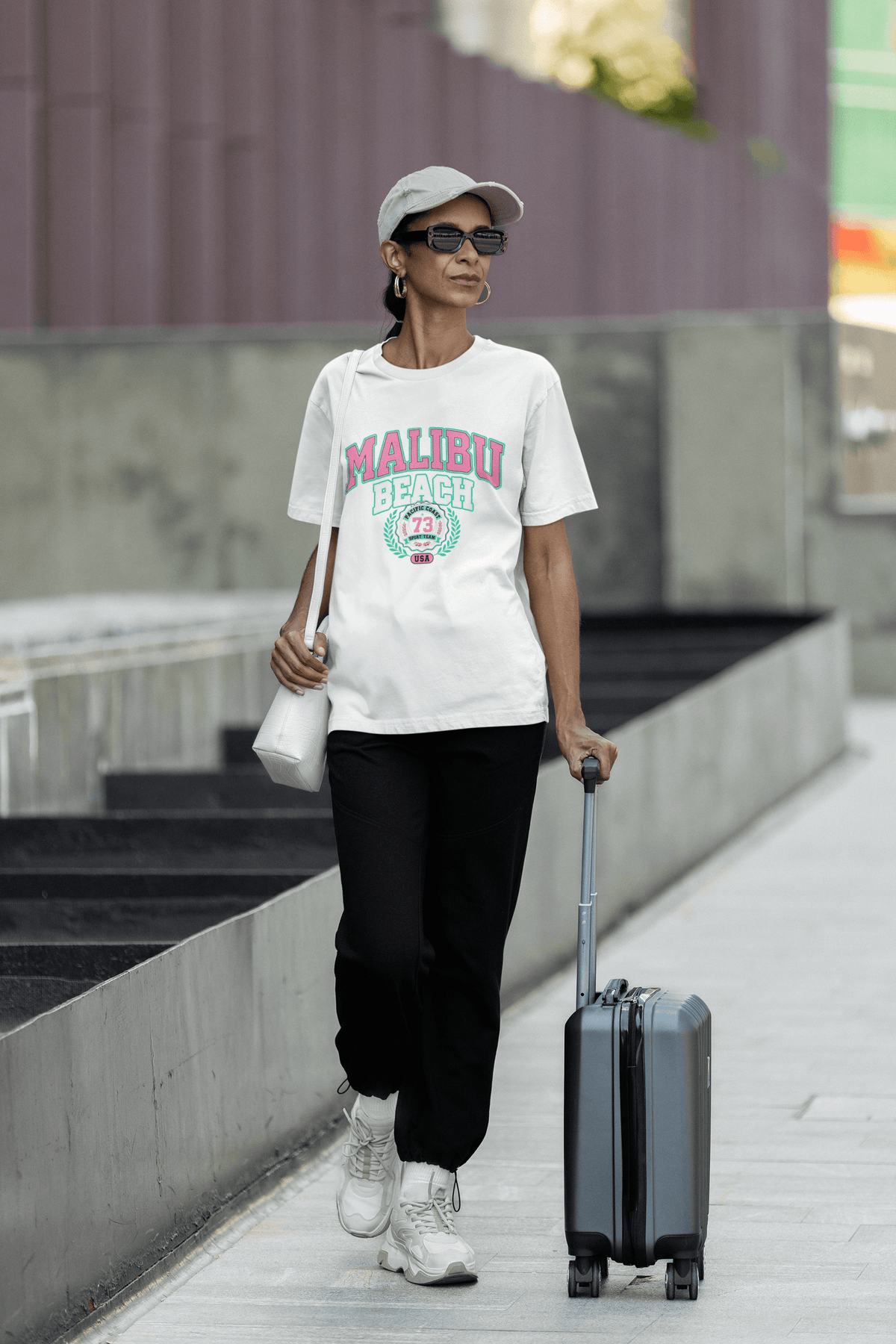 Дамска тениска Oversize Malibu - Бяла