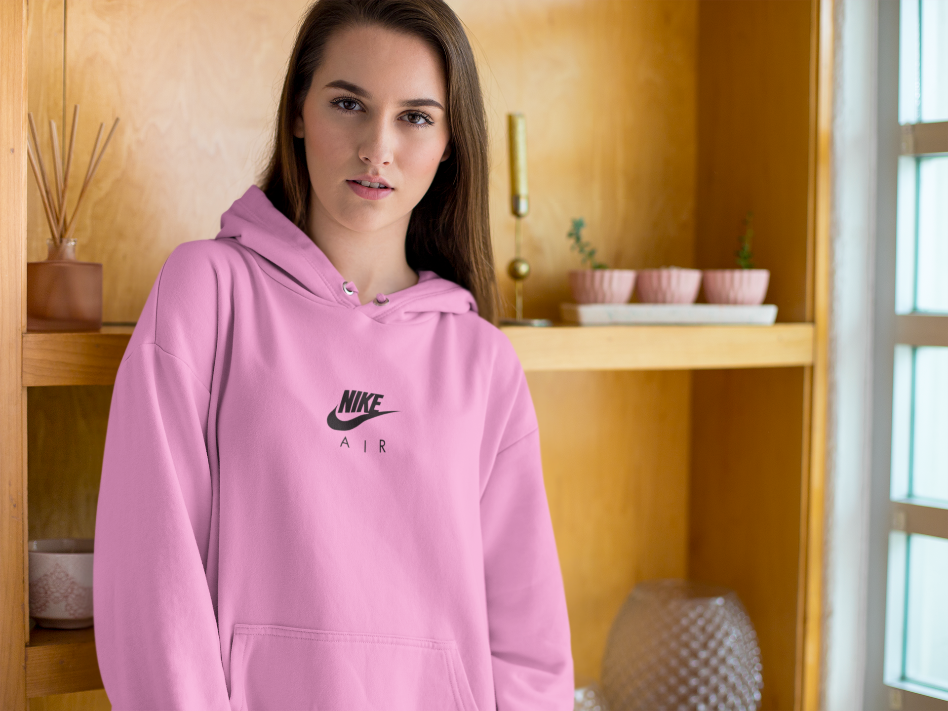 Дамски суитчър Nike Air Smal Logo / SatModa

Ефектен дамски суичър с качулка и връзки.Материята на суичъра е изключително мека и приятна.Осигурява максимален комфорт и топлина през зимните дни.Памучна вата

BGN 45.00