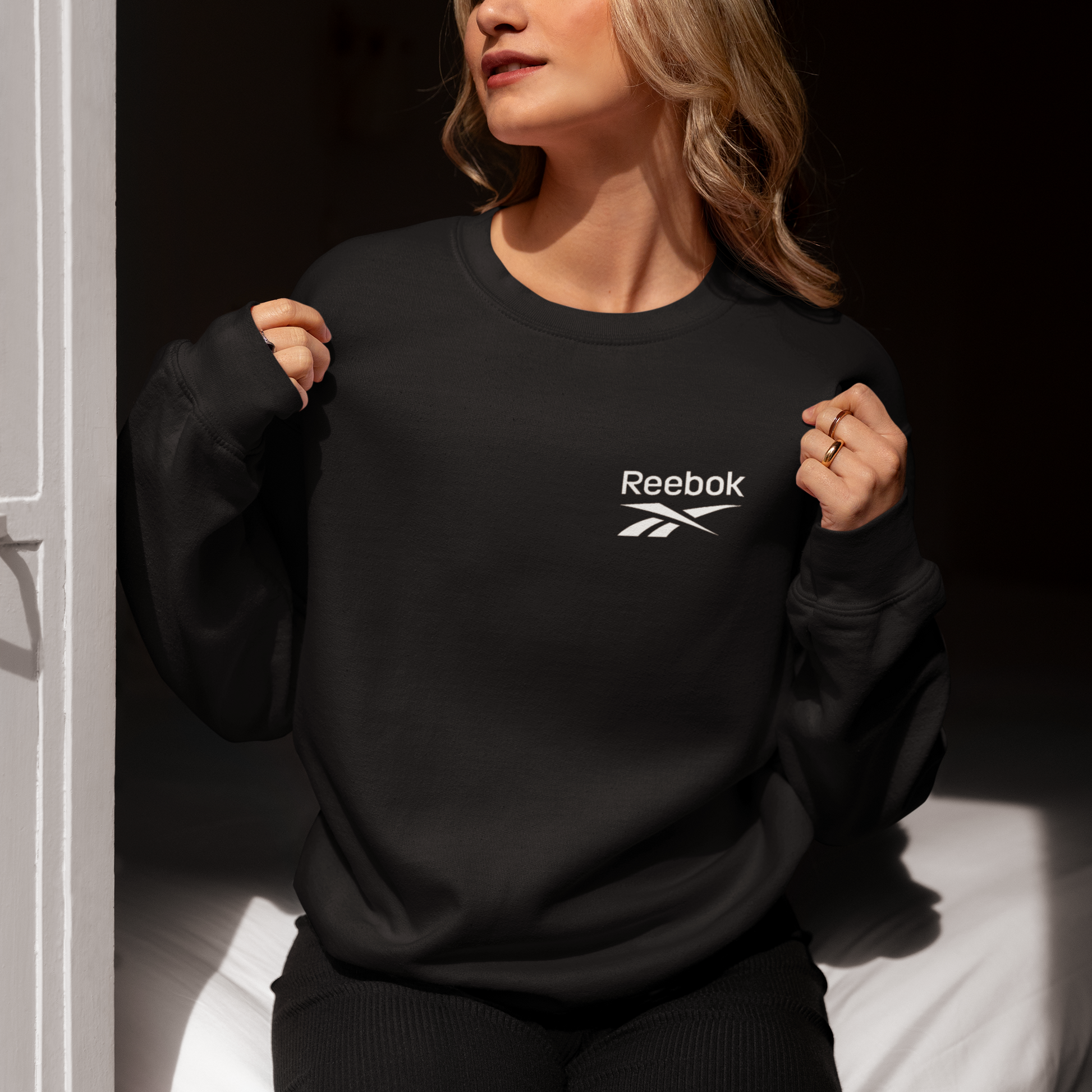 Дамска блуза Reebok Smal Logo / SatModa

Ватирана блуза с обло деколте и свободна кройка. Материята на блузата е изключително мека и приятна. Осигурява максимален комфорт и топлина през зимните дни.

BGN 37.60