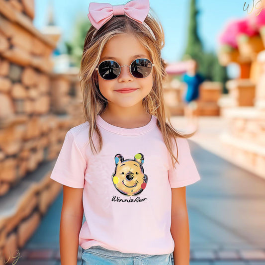 Детска тениска Winnie Bear

Детска тениска със забавен принт за всяко малко приключение. Мека и дишаща, за комфорт през целия ден.

BGN 23.90