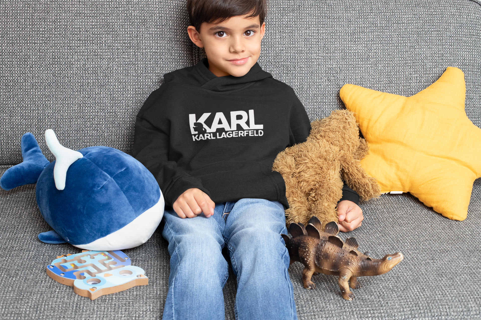 Детски Ватиран Karl Classic | Облекло за Деца | SatModa.

Осигурете топлина и комфорт за вашето дете с нашия меко ватиран суичър! Идеален за училище, разходки и игри. Високо качество, и забавни дизайни. ⭐ Бърза доставк…

BGN 39.90