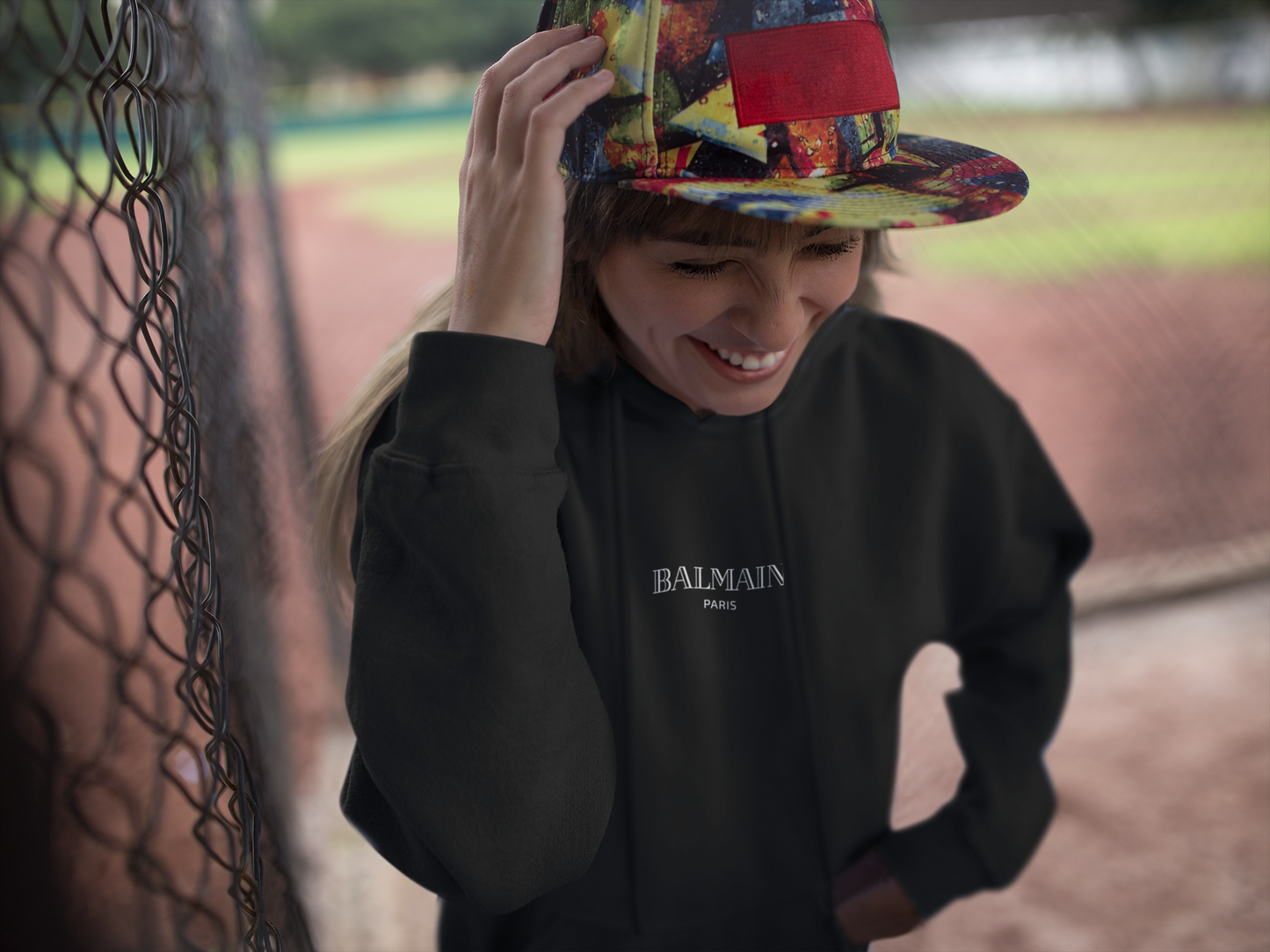 Дамски суитчър Balmaine Smal Logo / SatModa

Ефектен дамски суичър с качулка и връзки.Материята на суичъра е изключително мека и приятна.Осигурява максимален комфорт и топлина през зимните дни.Памучна вата

BGN 45.00