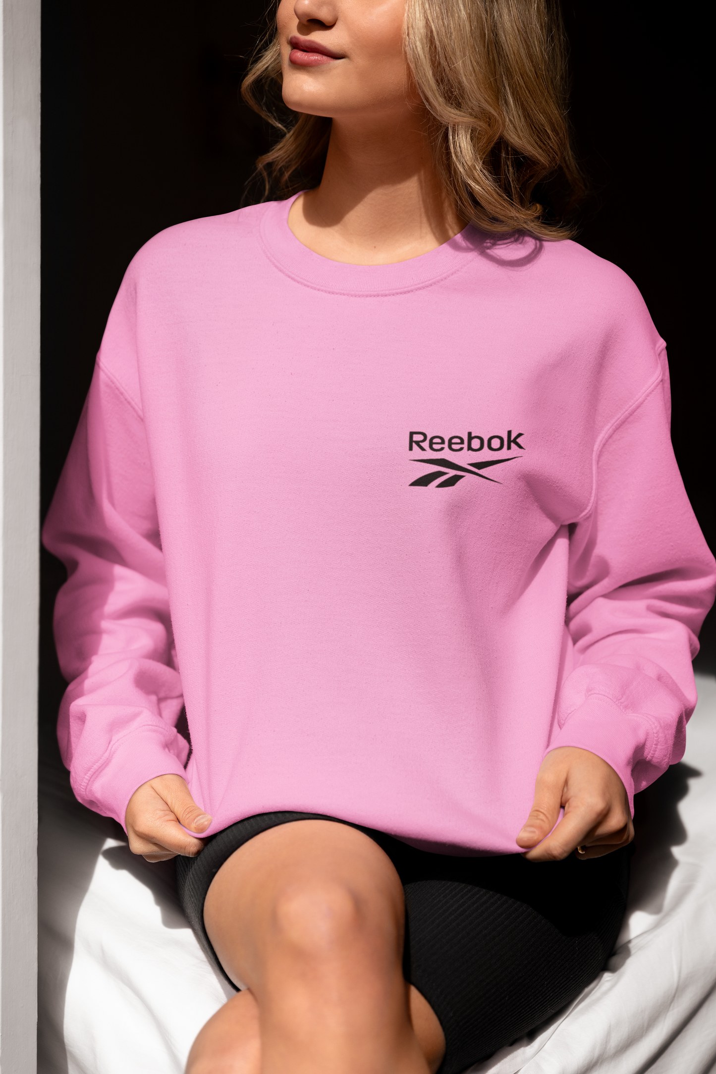Дамска блуза Reebok Smal Logo / SatModa

Ватирана блуза с обло деколте и свободна кройка. Материята на блузата е изключително мека и приятна. Осигурява максимален комфорт и топлина през зимните дни.

BGN 37.60