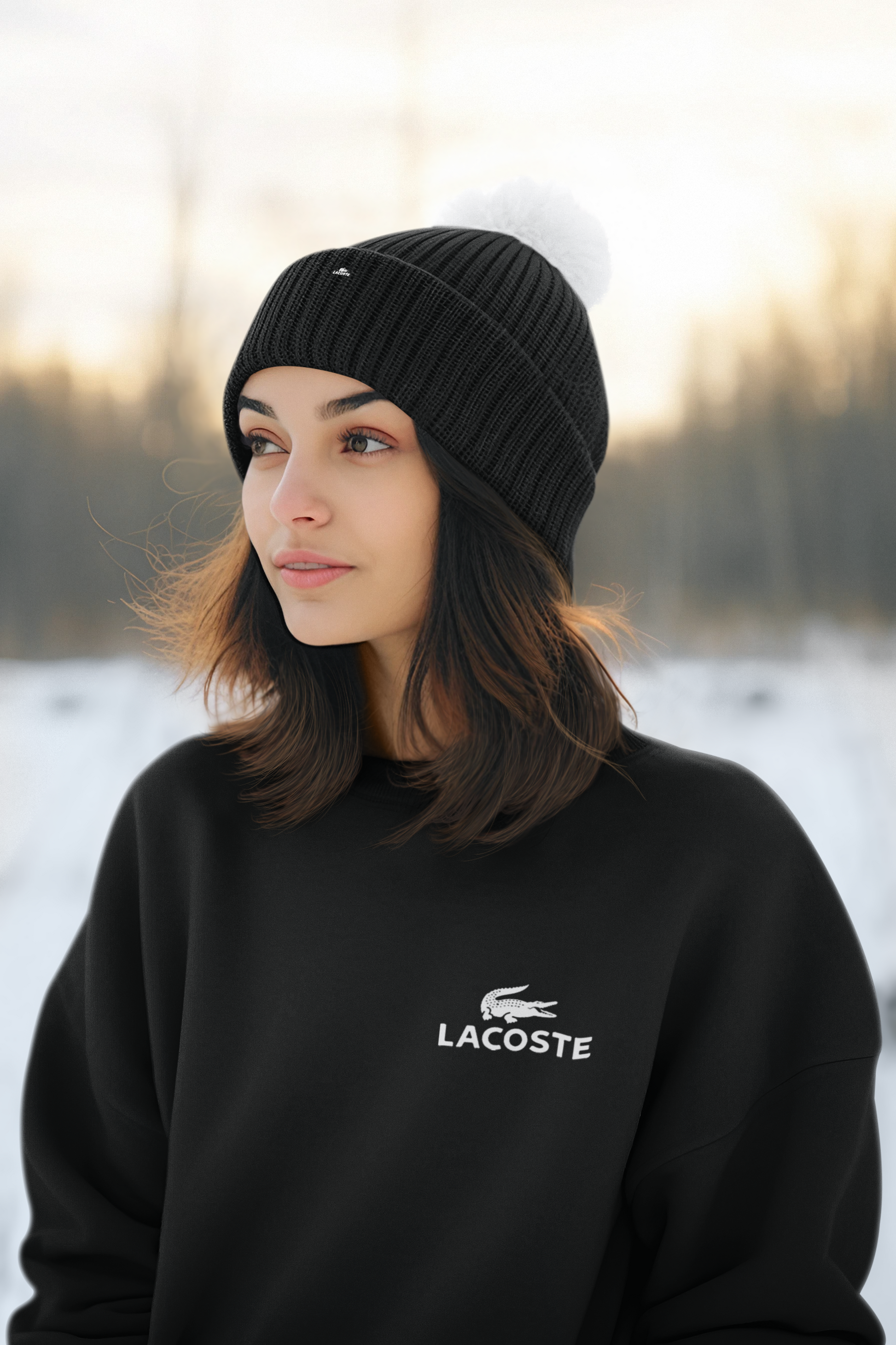 Дамска блуза Lacosta Smal Logo / SatModa

Ватирана блуза с обло деколте и свободна кройка. Материята на блузата е изключително мека и приятна. Осигурява максимален комфорт и топлина през зимните дни.

BGN 37.60