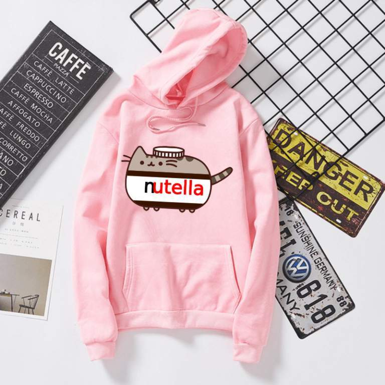 Дамски суичър Cat&Nutella  https://satmoda.com/products/дамски-суичър-cat-nutella  Ефектен дамски суичър с качулка с връзкиМатерията на блузата е изключително мека и приятна. Осигурява максимален комфорт и топлина през зимните дни100% Памук