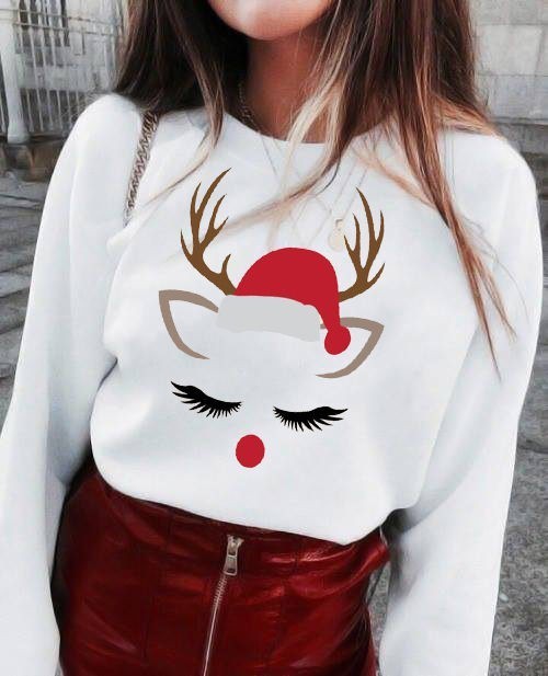 Дамска блуза Cute deer - SatModa  https://satmoda.com/products/дамска-блуза-cute-cat  Коледна дамска блуза с обло деколте и свободна кройка. Материята на блузата е изключително мека и приятна. Осигурява максимален комфорт и топлина през зимните дни. 